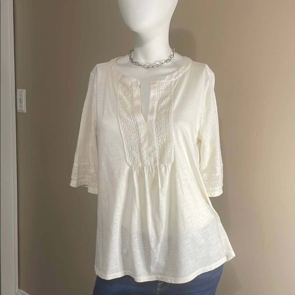 LOFT Cream Pleated 3/4 Sleeve Blouse